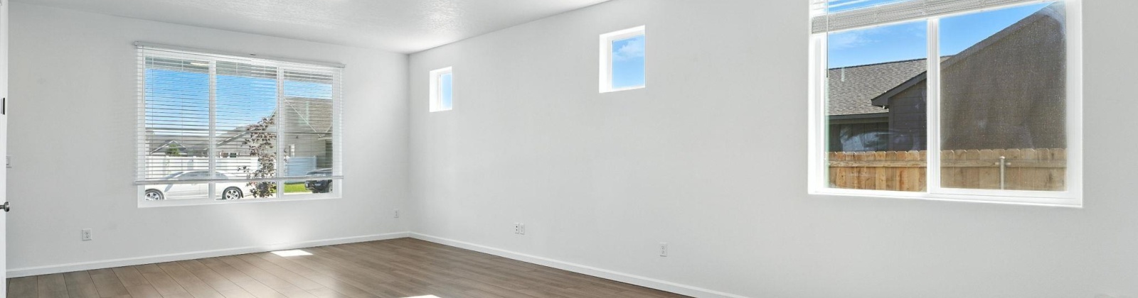 Tanzanite Ave, Grandview, Washington 98930, 3 Bedrooms Bedrooms, ,2 BathroomsBathrooms,For Sale,Tanzanite Ave,285166
