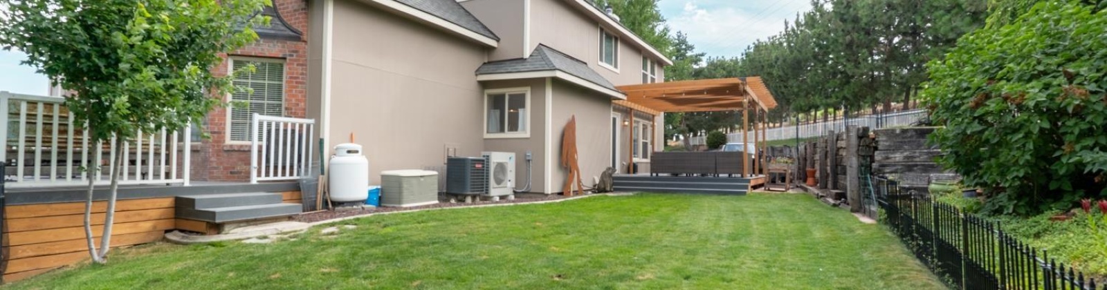 Meadow Hills Drive, Richland, Washington 99352, 4 Bedrooms Bedrooms, ,3 BathroomsBathrooms,For Sale,Meadow Hills Drive,285182
