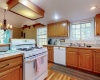 Robert St, Pullman, Washington 99163, 3 Bedrooms Bedrooms, ,2 BathroomsBathrooms,Site Built-owned Lot,For Sale,Robert St,285191