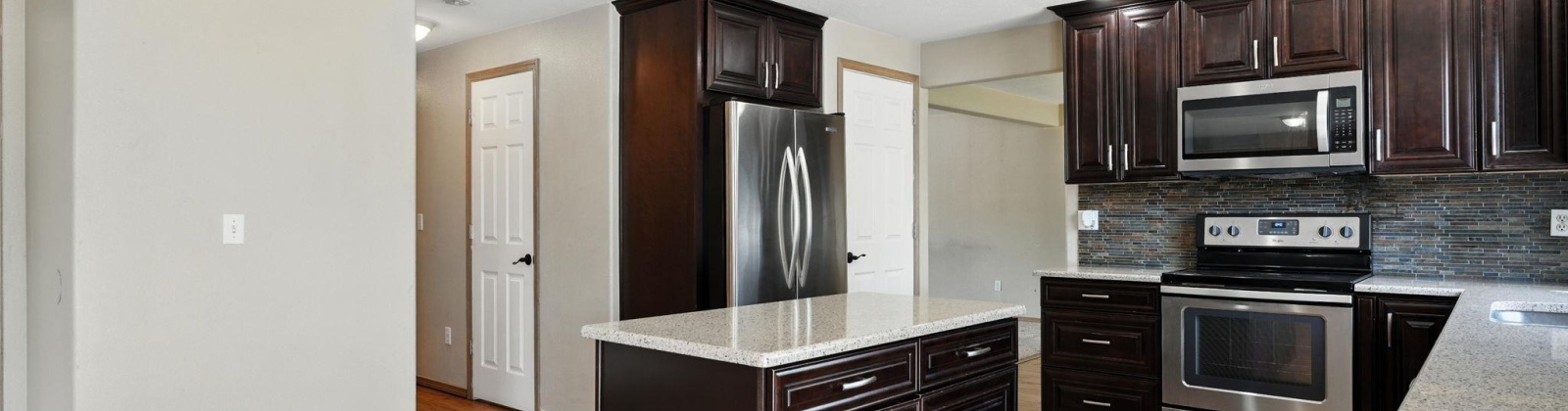 Dayton Ct., Kennewick, Washington 99337, 4 Bedrooms Bedrooms, ,3 BathroomsBathrooms,Site Built-owned Lot,For Sale,Dayton Ct.,285183