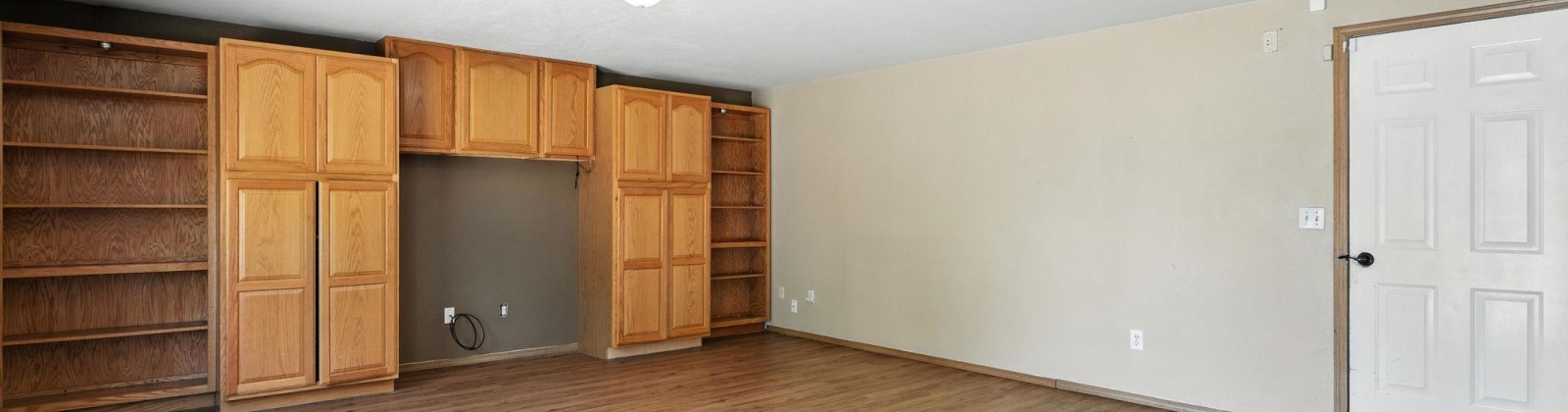 Dayton Ct., Kennewick, Washington 99337, 4 Bedrooms Bedrooms, ,3 BathroomsBathrooms,Site Built-owned Lot,For Sale,Dayton Ct.,285183