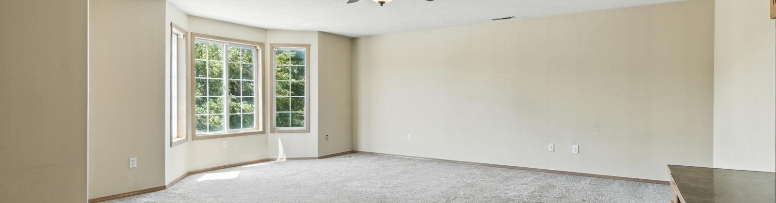 Dayton Ct., Kennewick, Washington 99337, 4 Bedrooms Bedrooms, ,3 BathroomsBathrooms,Site Built-owned Lot,For Sale,Dayton Ct.,285183
