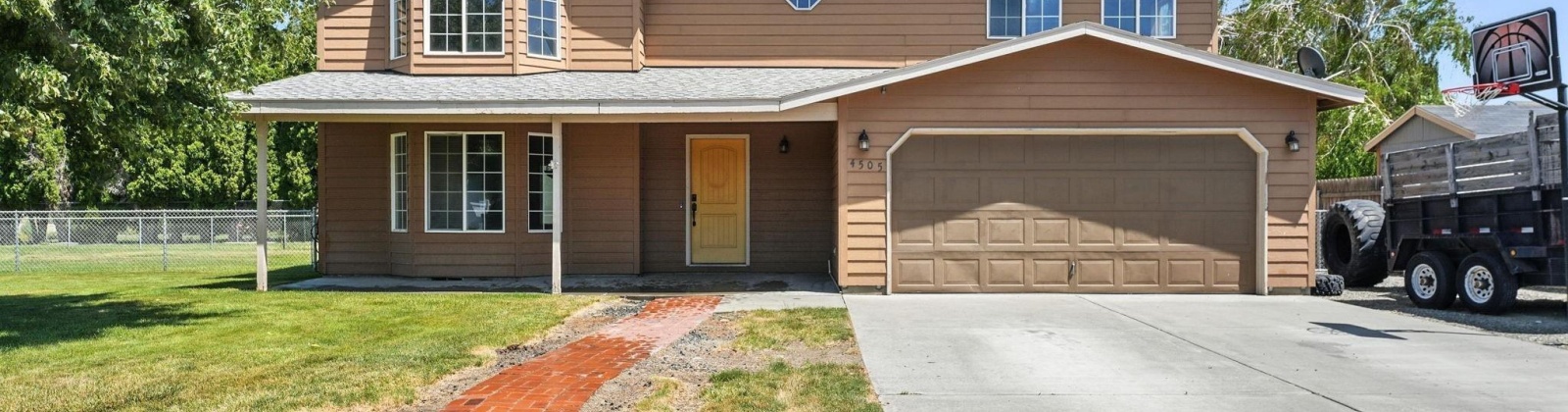 Dayton Ct., Kennewick, Washington 99337, 4 Bedrooms Bedrooms, ,3 BathroomsBathrooms,Site Built-owned Lot,For Sale,Dayton Ct.,285183