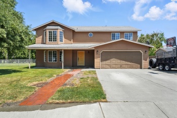 Dayton Ct., Kennewick, Washington 99337, 4 Bedrooms Bedrooms, ,3 BathroomsBathrooms,Site Built-owned Lot,For Sale,Dayton Ct.,285183