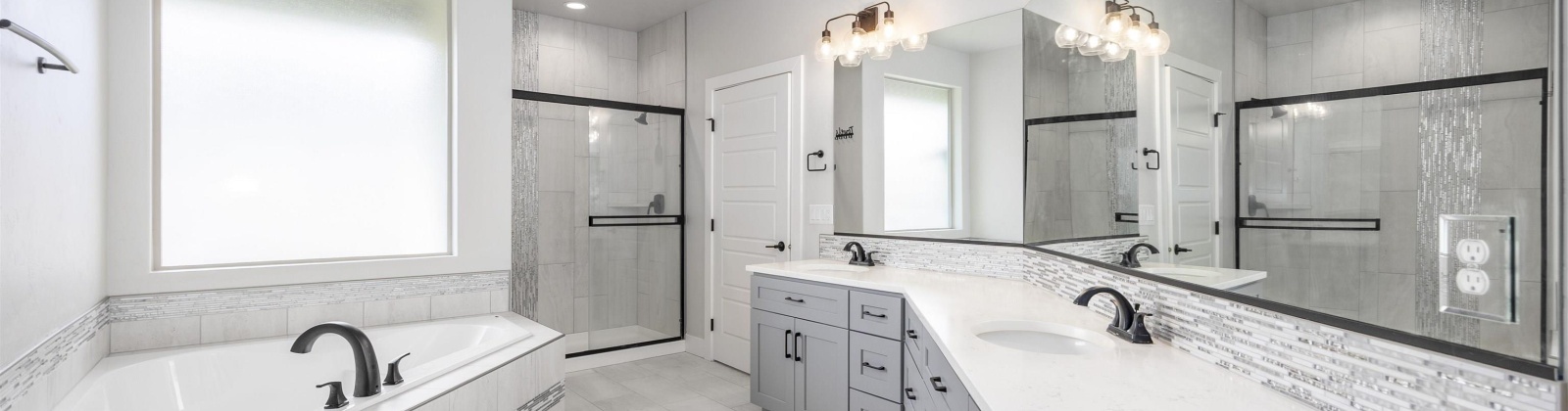 Belmont Blvd, West Richland, Washington 99353, 4 Bedrooms Bedrooms, ,2 BathroomsBathrooms,For Sale,Belmont Blvd,285181