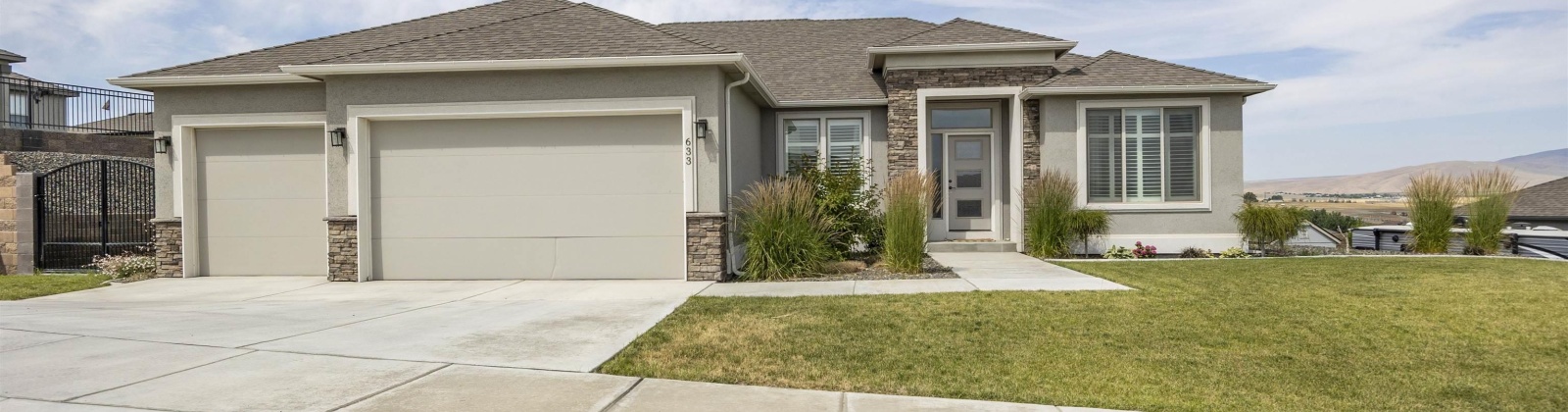 Belmont Blvd, West Richland, Washington 99353, 4 Bedrooms Bedrooms, ,2 BathroomsBathrooms,For Sale,Belmont Blvd,285181