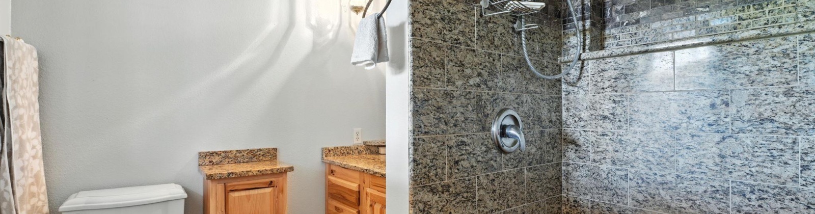 Rio Grande Ave, Kennewick, Washington 99336, 3 Bedrooms Bedrooms, ,3 BathroomsBathrooms,For Sale,Rio Grande Ave,285180