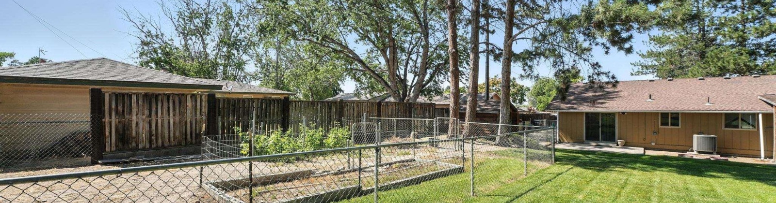 Rio Grande Ave, Kennewick, Washington 99336, 3 Bedrooms Bedrooms, ,3 BathroomsBathrooms,For Sale,Rio Grande Ave,285180