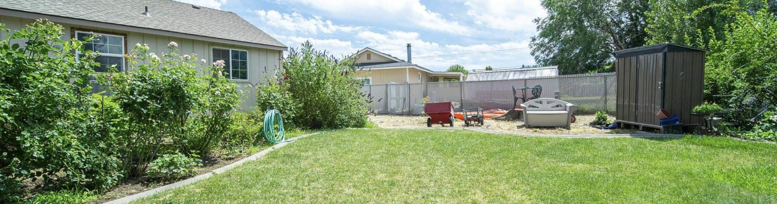44th Pl, Kennewick, Washington 99337-4522, 3 Bedrooms Bedrooms, ,1 BathroomBathrooms,Site Built-owned Lot,For Sale,44th Pl,285141