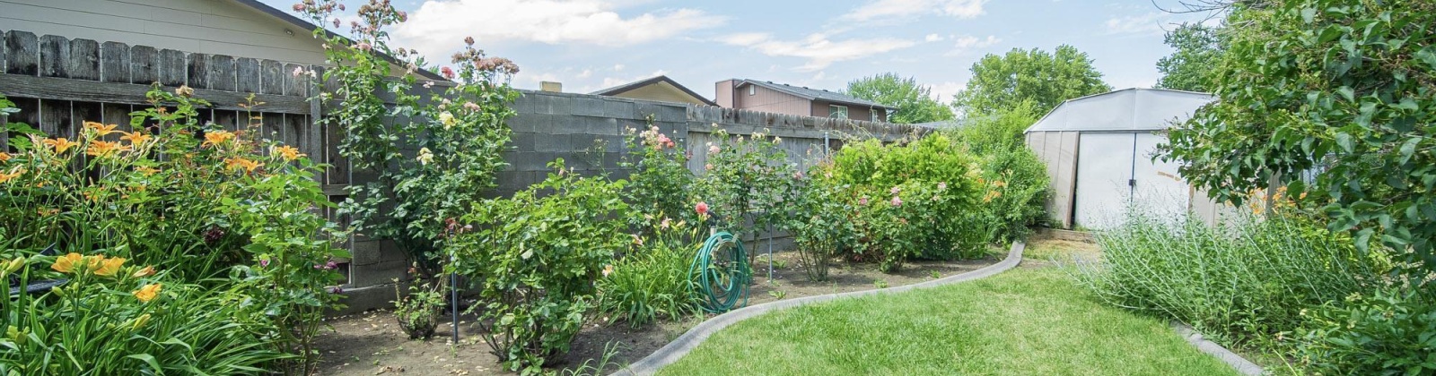 44th Pl, Kennewick, Washington 99337-4522, 3 Bedrooms Bedrooms, ,1 BathroomBathrooms,Site Built-owned Lot,For Sale,44th Pl,285141