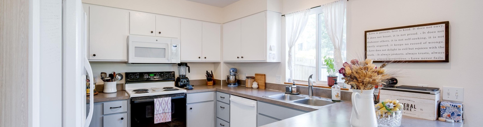 Ridgeline Drive, Pullman, Washington 99163, 3 Bedrooms Bedrooms, ,3 BathroomsBathrooms,For Sale,Ridgeline Drive,284834