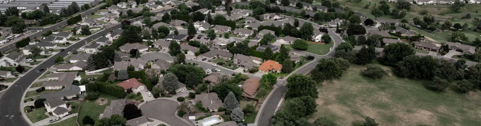 Ledbetter Pl, Kennewick, Washington 99337, 3 Bedrooms Bedrooms, ,3 BathroomsBathrooms,For Sale,Ledbetter Pl,285202