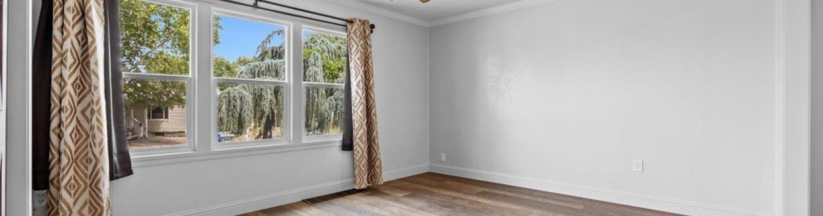 Johnston Avenue, Richland, Washington 99354, 5 Bedrooms Bedrooms, ,3 BathroomsBathrooms,For Sale,Johnston Avenue,285200