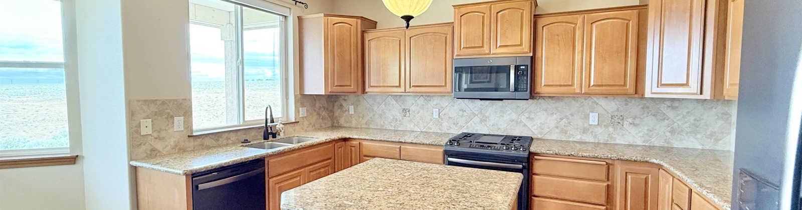 Clodfelter Rd, Kennewick, Washington 99338, 4 Bedrooms Bedrooms, ,3 BathroomsBathrooms,Site Built-owned Lot,For Sale,Clodfelter Rd,285210