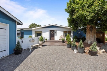 Arrowhead, Kennewick, Washington 99336, 3 Bedrooms Bedrooms, ,2 BathroomsBathrooms,Manufactured-owned Lot,For Sale,Arrowhead,284821