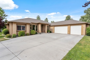 Jasper Court, Pasco, Washington 99301, 3 Bedrooms Bedrooms, ,2 BathroomsBathrooms,Site Built-owned Lot,For Sale,Jasper Court,285213