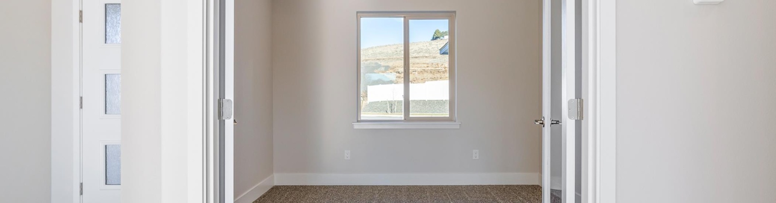 30th Pl, Kennewick, Washington 99338, 3 Bedrooms Bedrooms, ,2 BathroomsBathrooms,Site Built-owned Lot,For Sale,30th Pl,285228