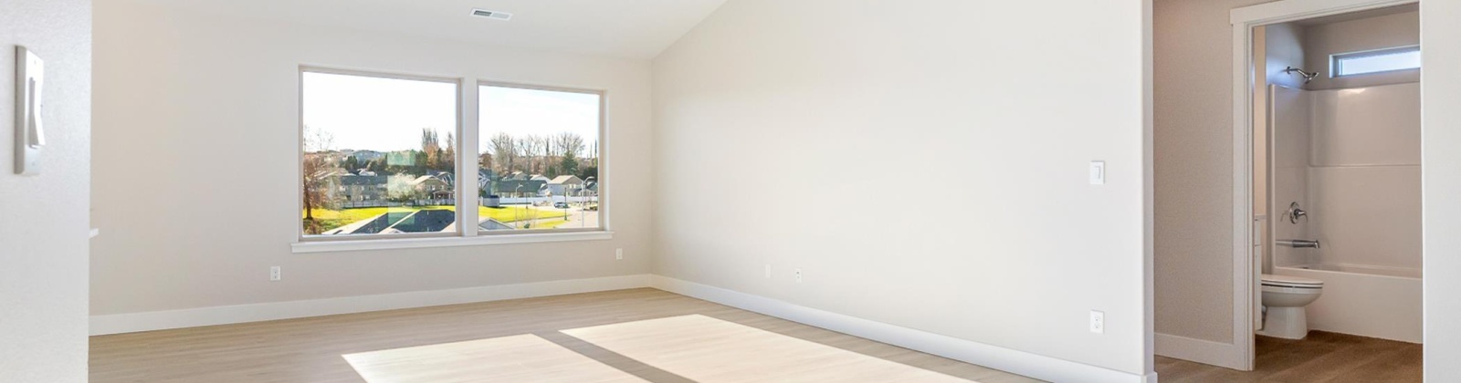 30th Pl, Kennewick, Washington 99338, 3 Bedrooms Bedrooms, ,2 BathroomsBathrooms,Site Built-owned Lot,For Sale,30th Pl,285228