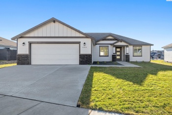 30th Pl, Kennewick, Washington 99338, 3 Bedrooms Bedrooms, ,2 BathroomsBathrooms,Site Built-owned Lot,For Sale,30th Pl,285228