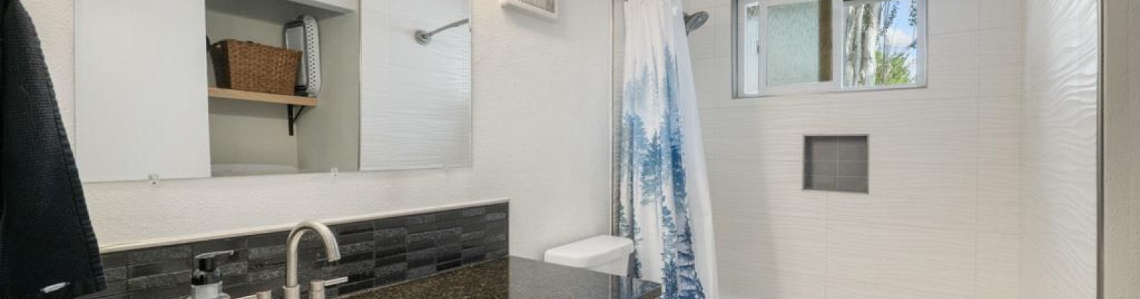 Thomas Street, Pullman, Washington 99163, 4 Bedrooms Bedrooms, ,2 BathroomsBathrooms,Duplex,For Sale,Thomas Street,285221
