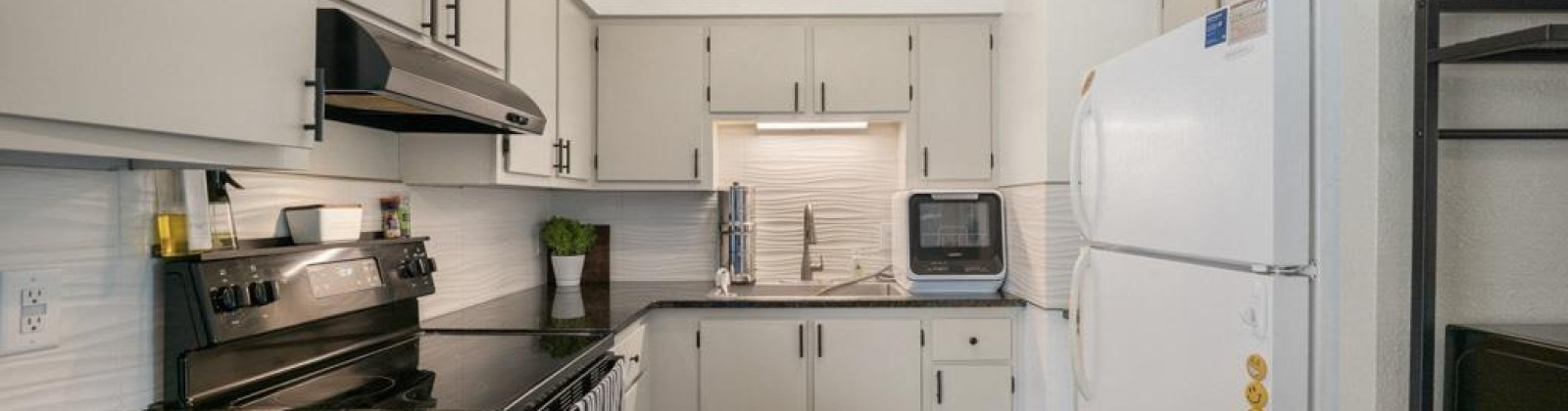 Thomas Street, Pullman, Washington 99163, 4 Bedrooms Bedrooms, ,2 BathroomsBathrooms,Duplex,For Sale,Thomas Street,285221