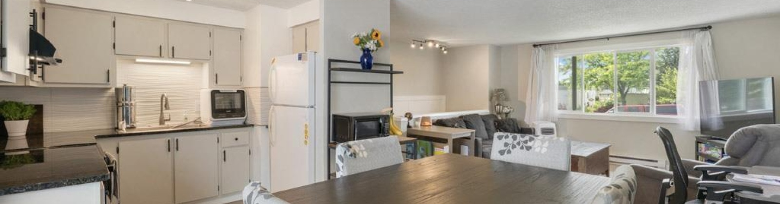 Thomas Street, Pullman, Washington 99163, 4 Bedrooms Bedrooms, ,2 BathroomsBathrooms,Duplex,For Sale,Thomas Street,285221