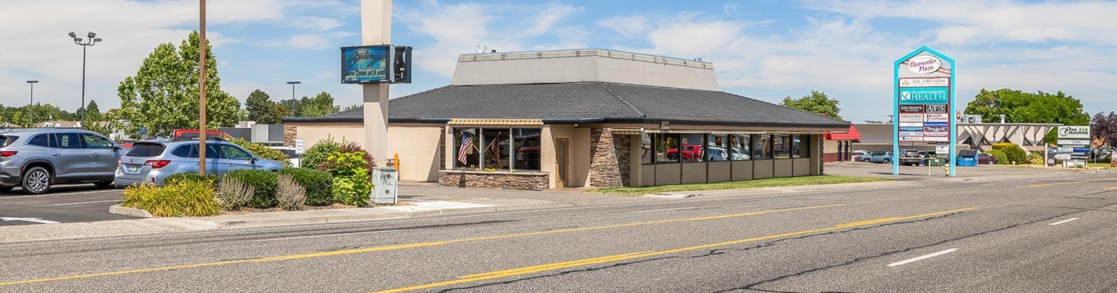 Clearwater Ave, Kennewick, Washington 99336-2735, ,51 BathroomsBathrooms,Restaurant,For Sale,Clearwater Ave,285226