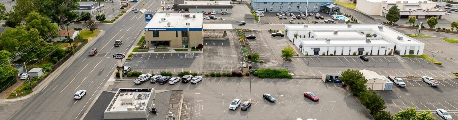 Clearwater Ave, Kennewick, Washington 99336-2735, ,51 BathroomsBathrooms,Restaurant,For Sale,Clearwater Ave,285226
