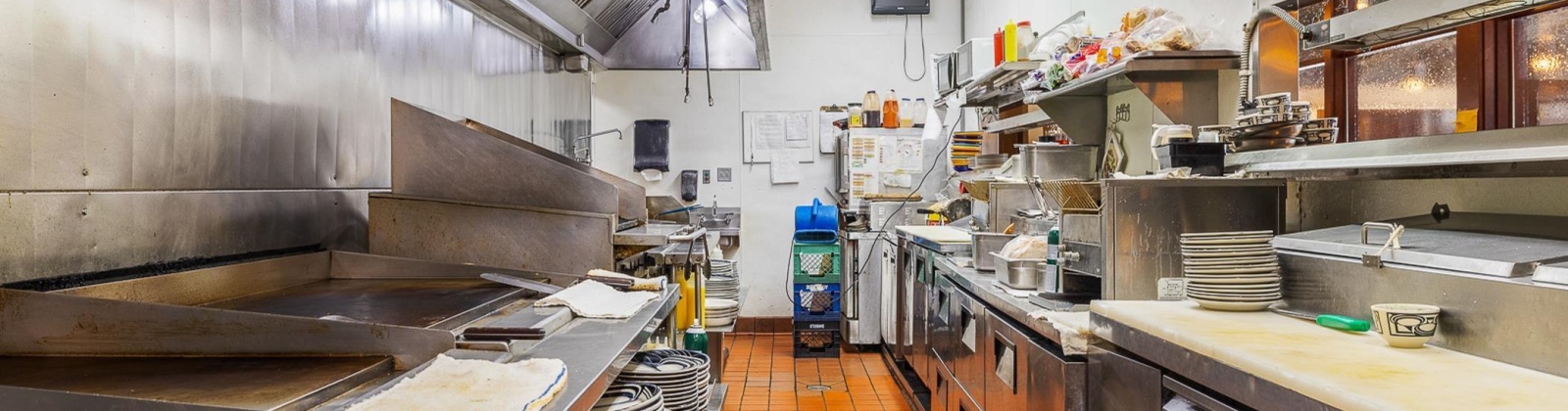 Clearwater Ave, Kennewick, Washington 99336-2735, ,51 BathroomsBathrooms,Restaurant,For Sale,Clearwater Ave,285226