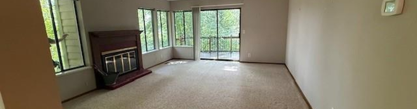 Riverside Dr, West Richland, Washington 99353, 4 Bedrooms Bedrooms, ,3 BathroomsBathrooms,For Sale,Riverside Dr,285225
