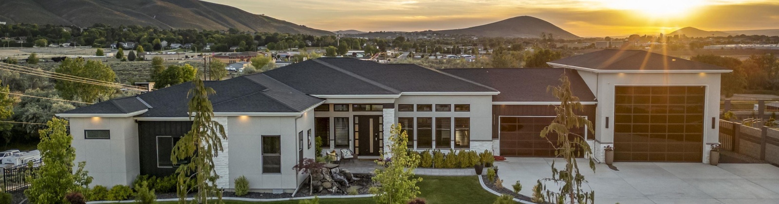Rieve Court, Richland, Washington 99352, 4 Bedrooms Bedrooms, ,4 BathroomsBathrooms,Site Built-owned Lot,For Sale,Rieve Court,285217