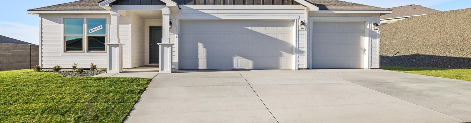 Quay St, Kennewick, Washington 99338, 3 Bedrooms Bedrooms, ,2 BathroomsBathrooms,Site Built-owned Lot,For Sale,Quay St,285223