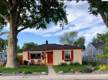 1st Ave., Kennewick, Washington 99336, 3 Bedrooms Bedrooms, ,2 BathroomsBathrooms,For Sale,1st Ave.,285224