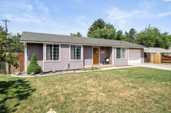 Zinser, Kennewick, Washington 99336, 3 Bedrooms Bedrooms, ,2 BathroomsBathrooms,Site Built-owned Lot,For Sale,Zinser,285230