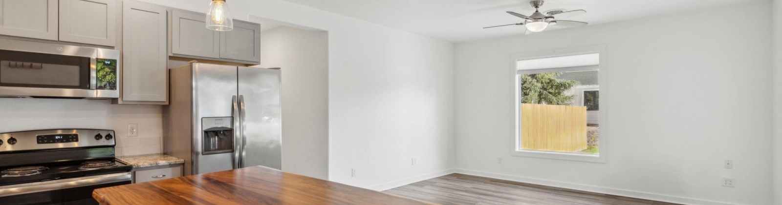 Court, Prosser, Washington 99350, 2 Bedrooms Bedrooms, ,2 BathroomsBathrooms,Site Built-owned Lot,For Sale,Court,285240