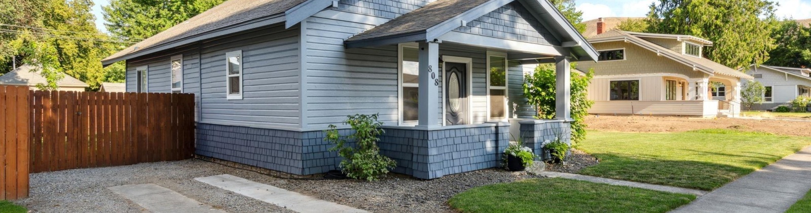 Court, Prosser, Washington 99350, 2 Bedrooms Bedrooms, ,2 BathroomsBathrooms,Site Built-owned Lot,For Sale,Court,285240