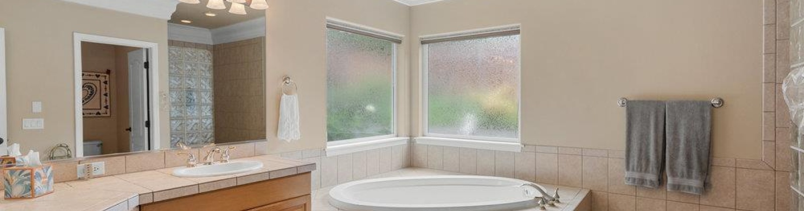 Falconridge St., Richland, Washington 99352, 3 Bedrooms Bedrooms, ,3 BathroomsBathrooms,For Sale,Falconridge St.,285242