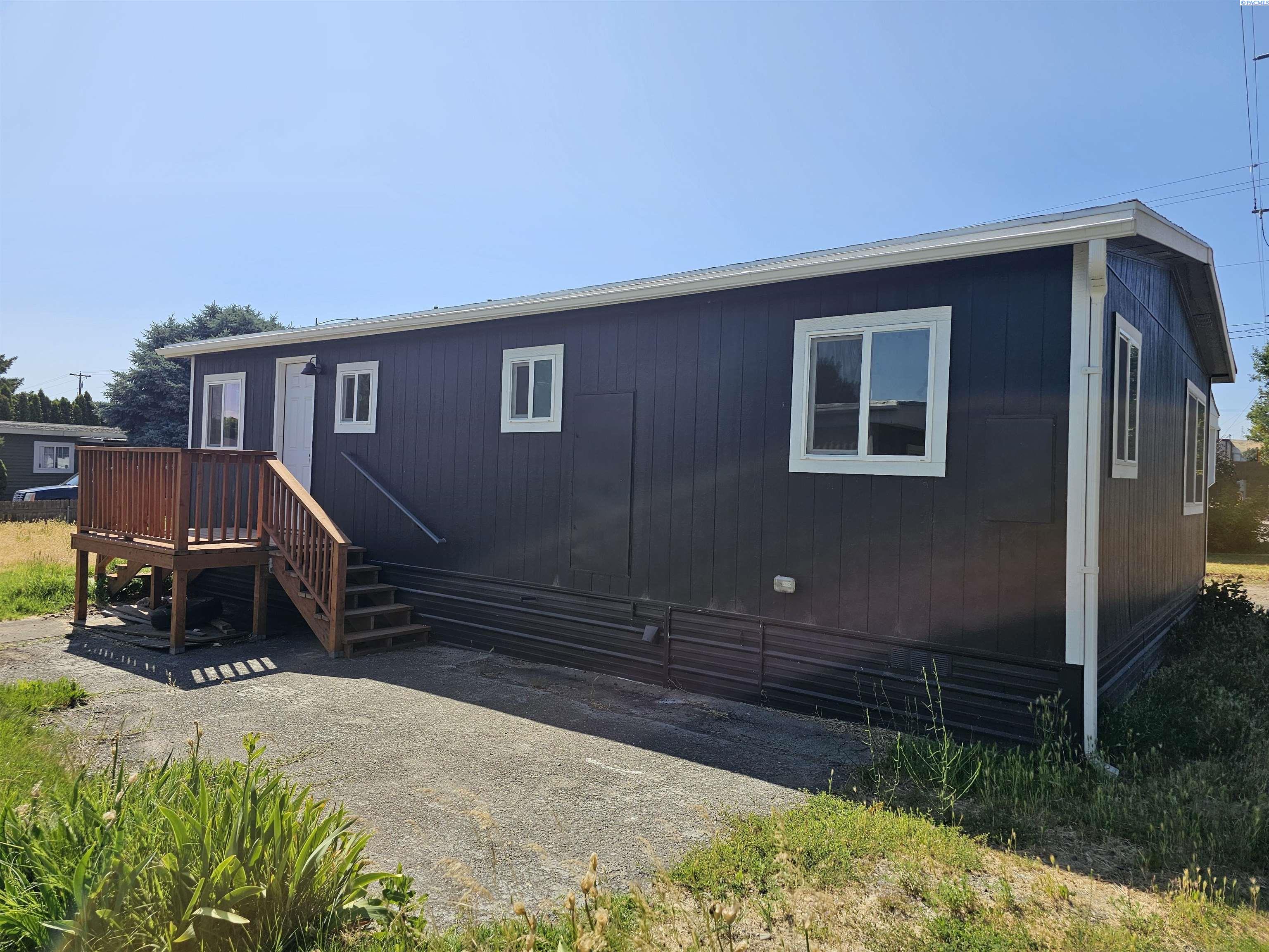 19th #186, Kennewick, Washington 99338, 2 Bedrooms Bedrooms, 0 ,1 BathroomBathrooms,Manufactured Homes,For Sale,19th #186,0,285245