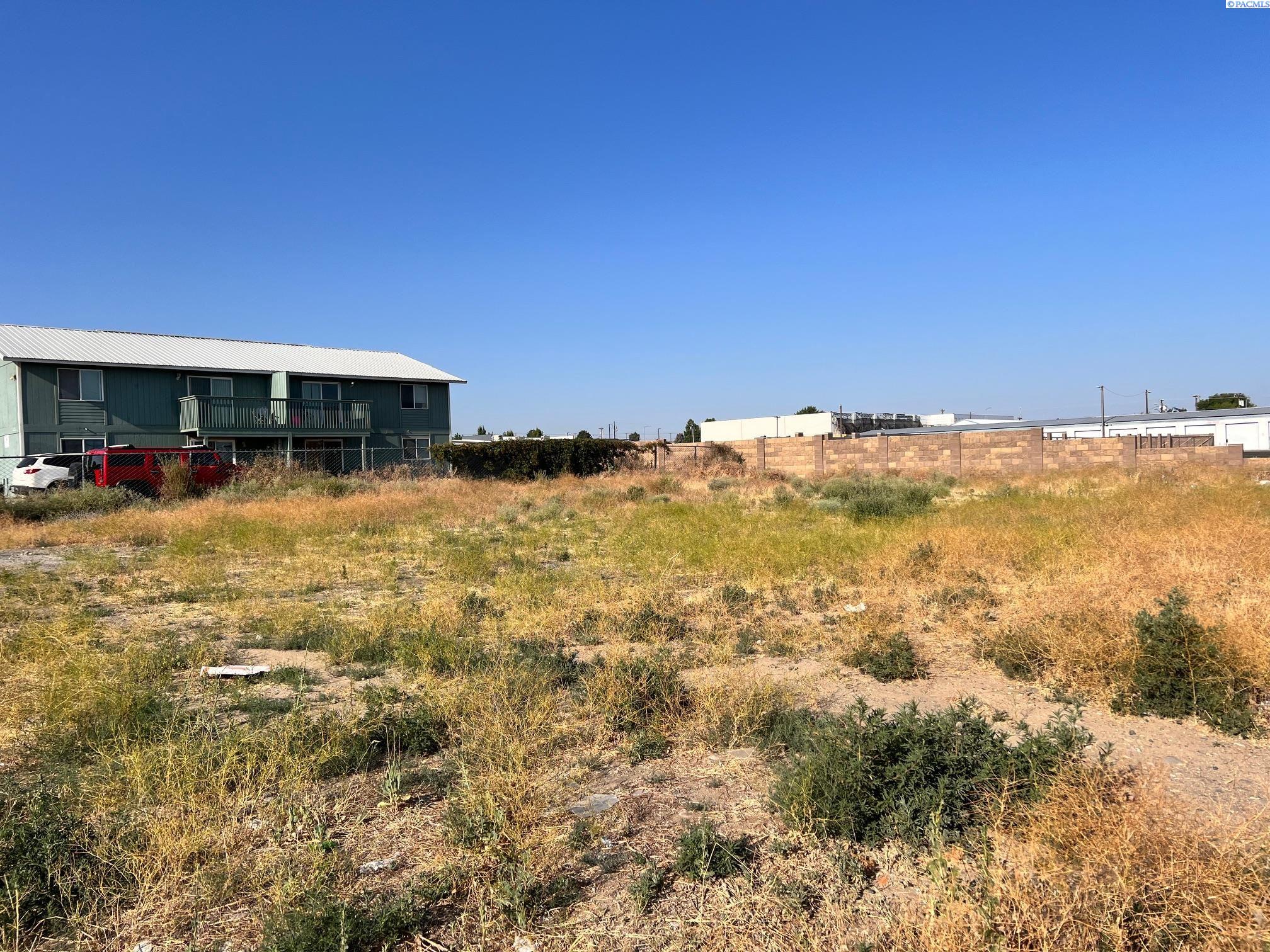 Canal Dr, Kennewick, Washington 99336, 0 , 0 ,0,Commercial,For Sale,Canal Dr,0,285249