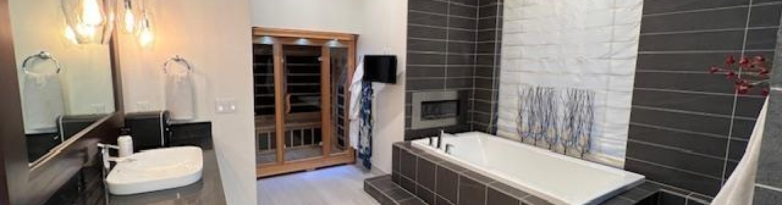 Grand Bluff Loop, Kennewick, Washington 99338, 4 Bedrooms Bedrooms, ,4 BathroomsBathrooms,Site Built-owned Lot,For Sale,Grand Bluff Loop,285259