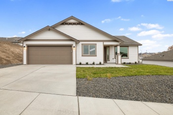 Quay St, Kennewick, Washington 99338, 3 Bedrooms Bedrooms, ,2 BathroomsBathrooms,Site Built-owned Lot,For Sale,Quay St,285255