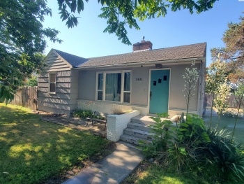 Hood, Kennewick, Washington 99336, 3 Bedrooms Bedrooms, ,1 BathroomBathrooms,Site Built-owned Lot,For Rent,Hood,285263
