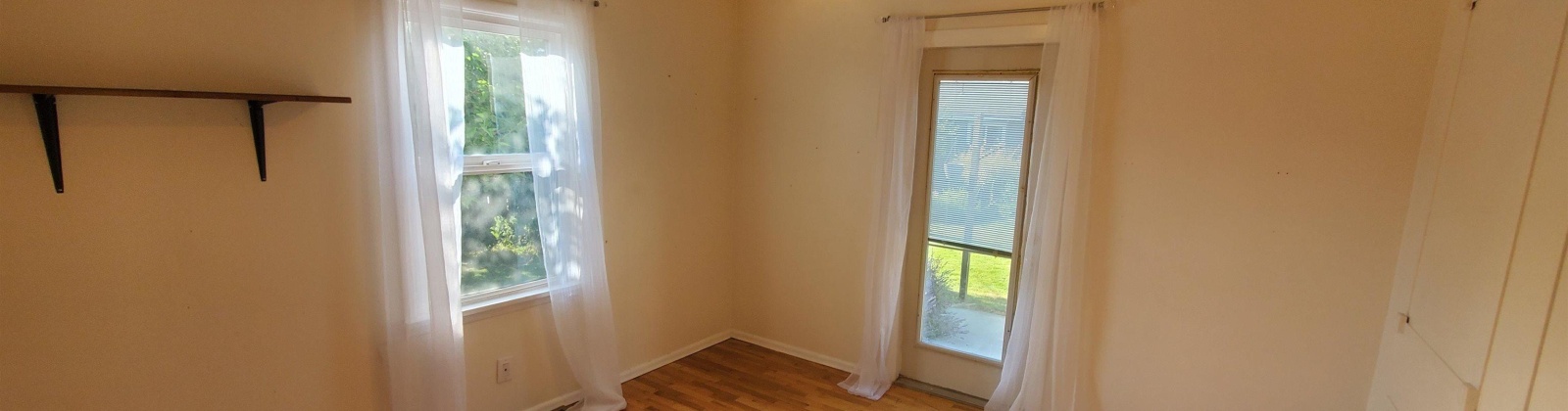 Hood, Kennewick, Washington 99336, 3 Bedrooms Bedrooms, ,1 BathroomBathrooms,Site Built-owned Lot,For Rent,Hood,285263