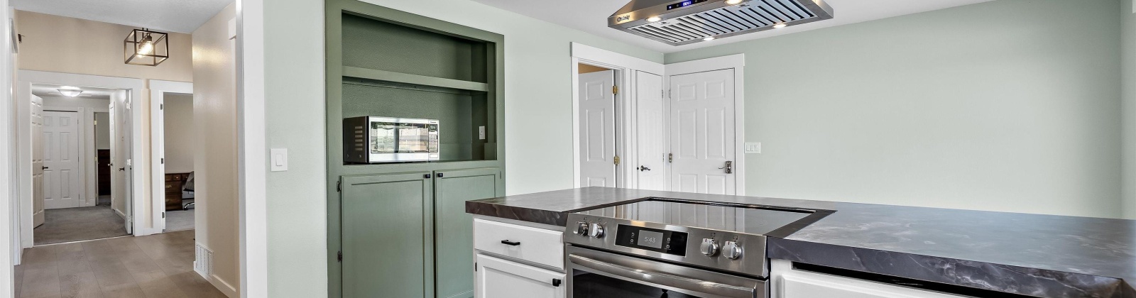 Duportail St, Richland, Washington 99352, 5 Bedrooms Bedrooms, ,4 BathroomsBathrooms,For Sale,Duportail St,285293