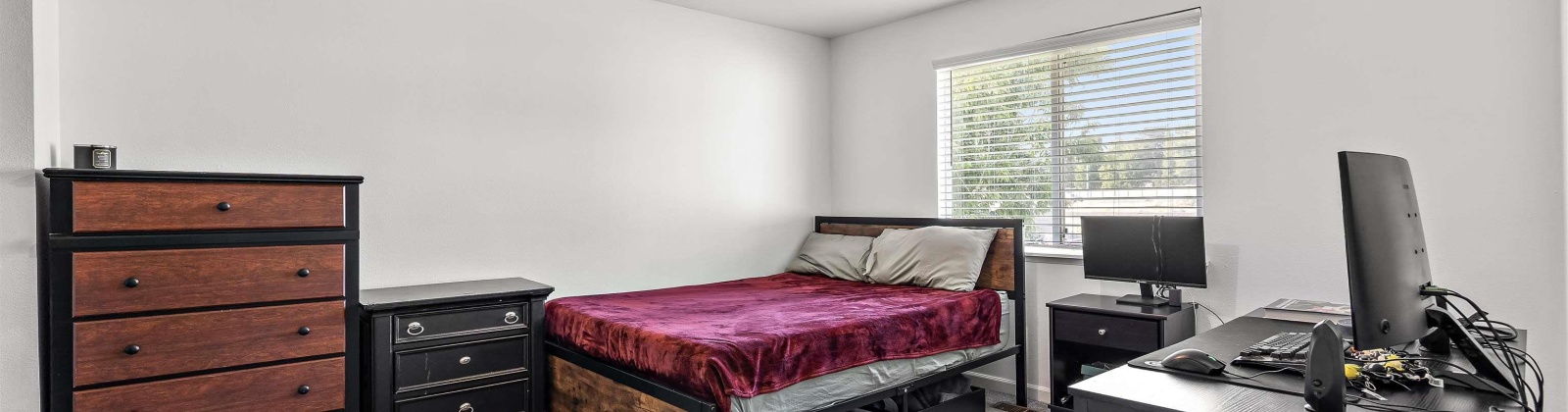 Duportail St, Richland, Washington 99352, 5 Bedrooms Bedrooms, ,4 BathroomsBathrooms,For Sale,Duportail St,285293