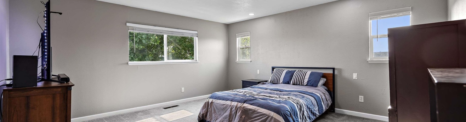 Duportail St, Richland, Washington 99352, 5 Bedrooms Bedrooms, ,4 BathroomsBathrooms,For Sale,Duportail St,285293