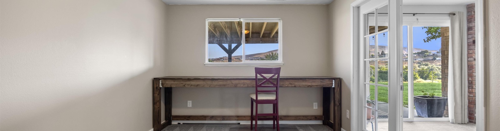 Duportail St, Richland, Washington 99352, 5 Bedrooms Bedrooms, ,4 BathroomsBathrooms,For Sale,Duportail St,285293