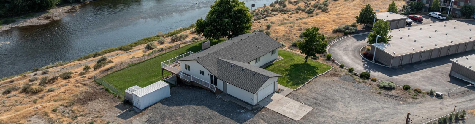 Duportail St, Richland, Washington 99352, 5 Bedrooms Bedrooms, ,4 BathroomsBathrooms,For Sale,Duportail St,285293