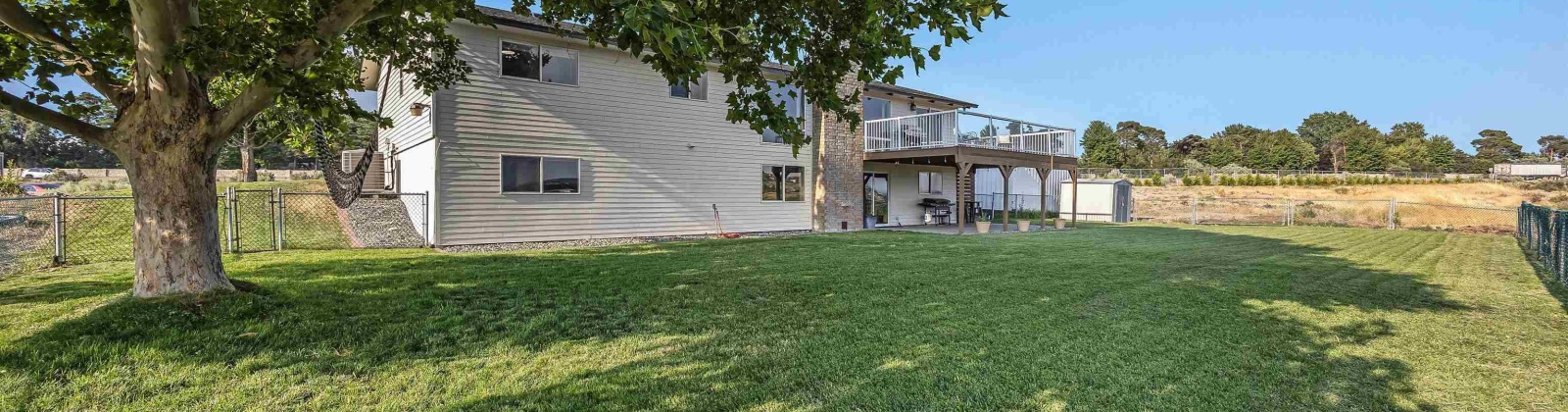 Duportail St, Richland, Washington 99352, 5 Bedrooms Bedrooms, ,4 BathroomsBathrooms,For Sale,Duportail St,285293