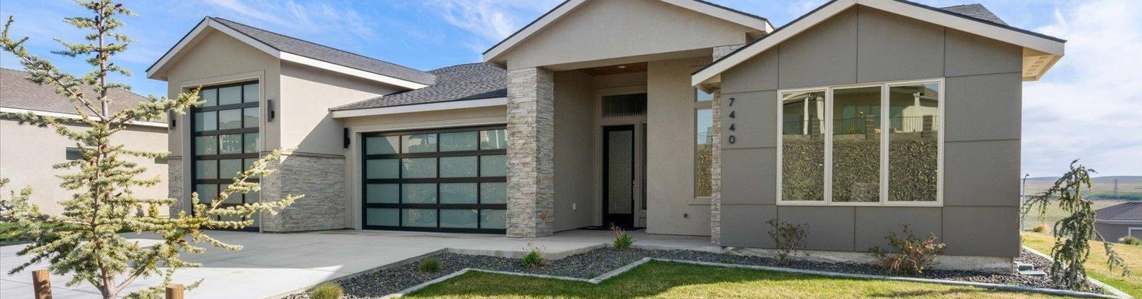 22nd Place, Kennewick, Washington 99337, 4 Bedrooms Bedrooms, ,3 BathroomsBathrooms,Site Built-owned Lot,For Sale,22nd Place,285291